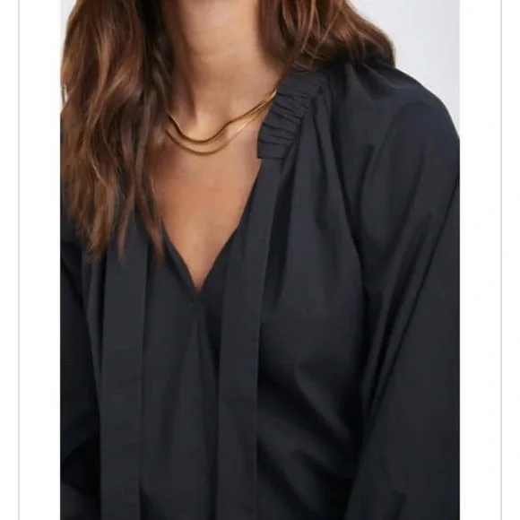 Rails Black V-Neck Blouse - Picture 2 of 8